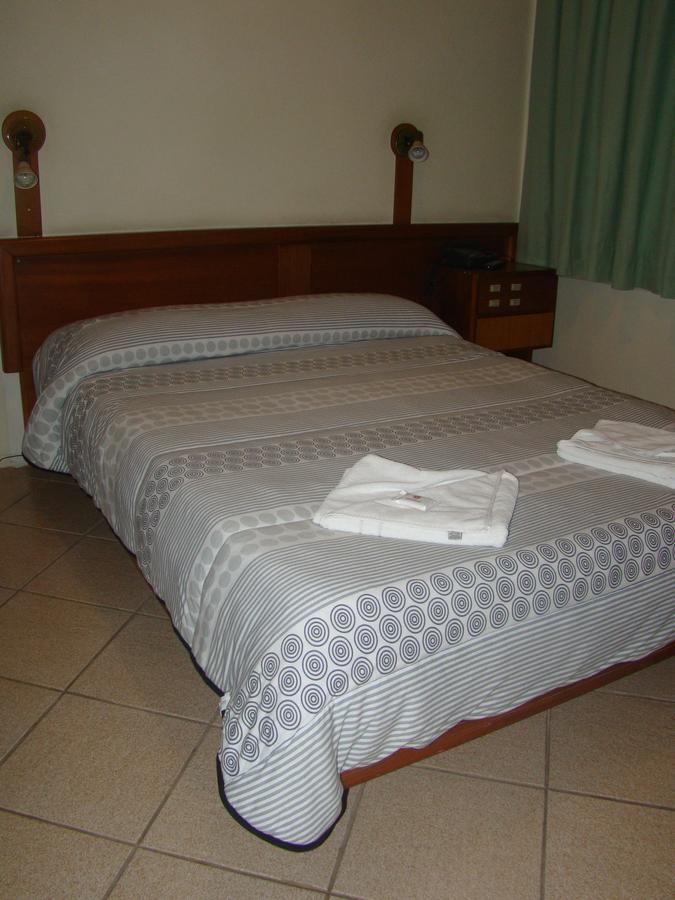 Geranium Hotel Blumenau Buitenkant foto