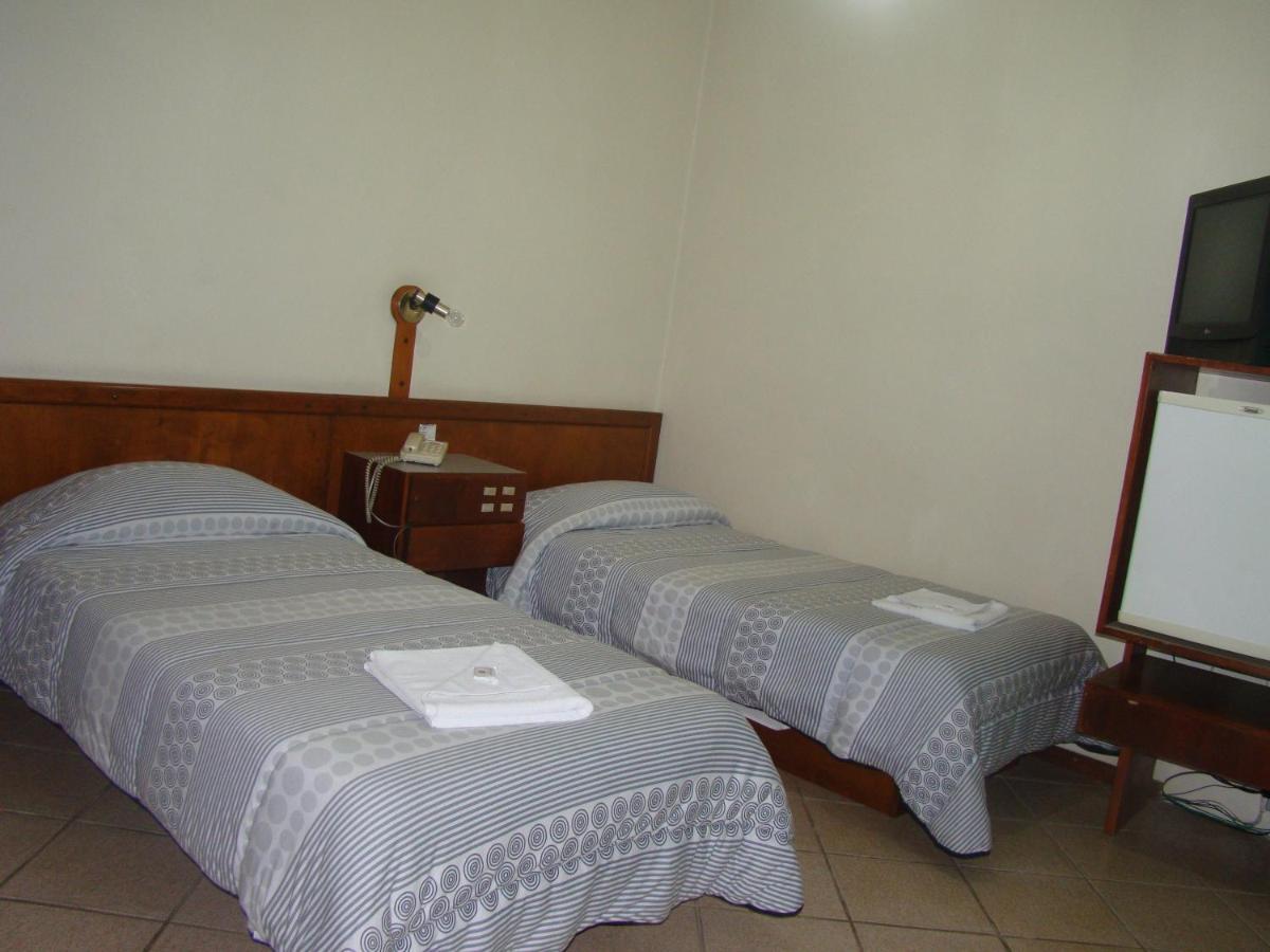 Geranium Hotel Blumenau Buitenkant foto